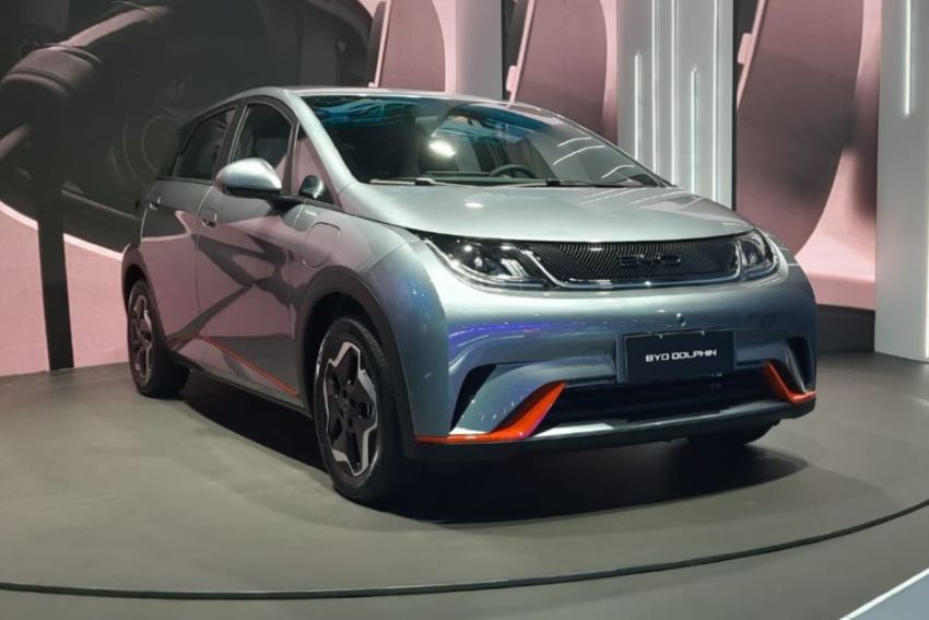 Em mês de novo recorde, BYD Dolphin assume liderança no varejo