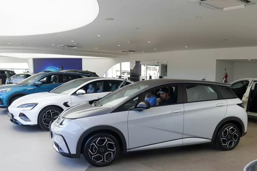 1 em cada 4 carros vendidos em agosto é chinês