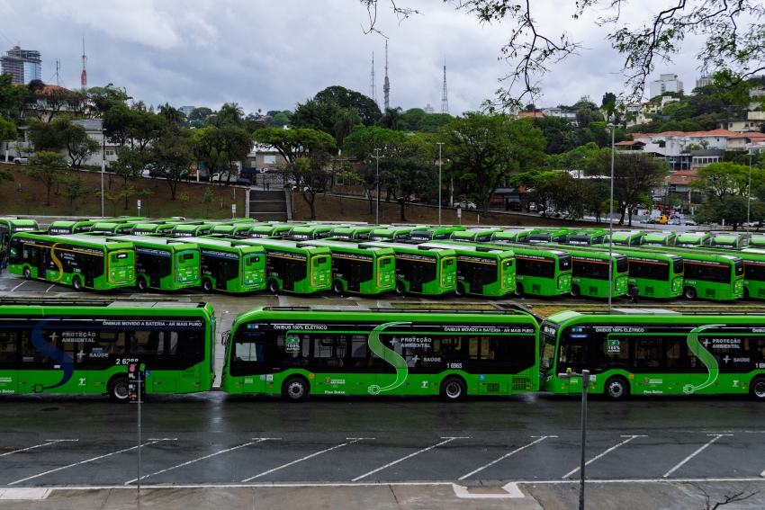 Quando a escala vira liderança: o que o mercado de ônibus elétricos na América Latina nos diz sobre o futuro da mobilidade