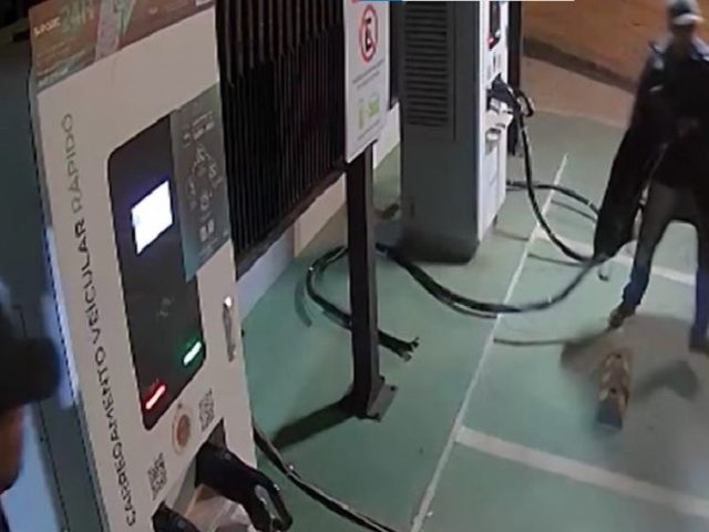 Trio é preso por furtar cabos de recarga de carros elétricos no DF